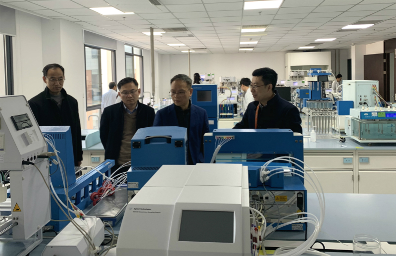 15786177429080085Iqz.jpg 1_800.jpg