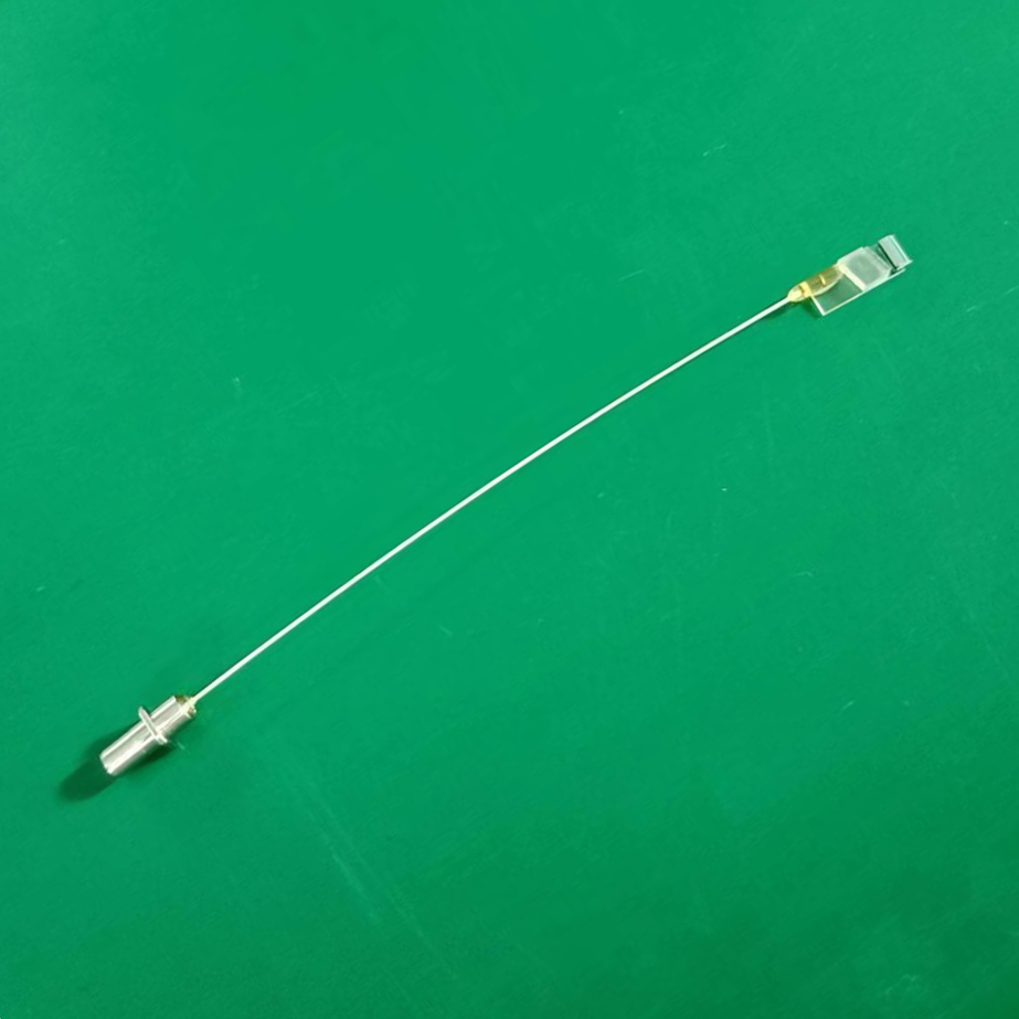 插拔式0.75 pitch CWDM4 ROSA TFF集成光組件，基于光纖到芯片F(xiàn)iber-to-the-Chip (FTTC)板上連接技術(shù)，配置receptacle同軸插芯、微型準(zhǔn)直器、CWDM4